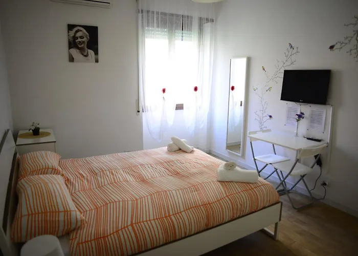 Comfy Ostiense * Rome